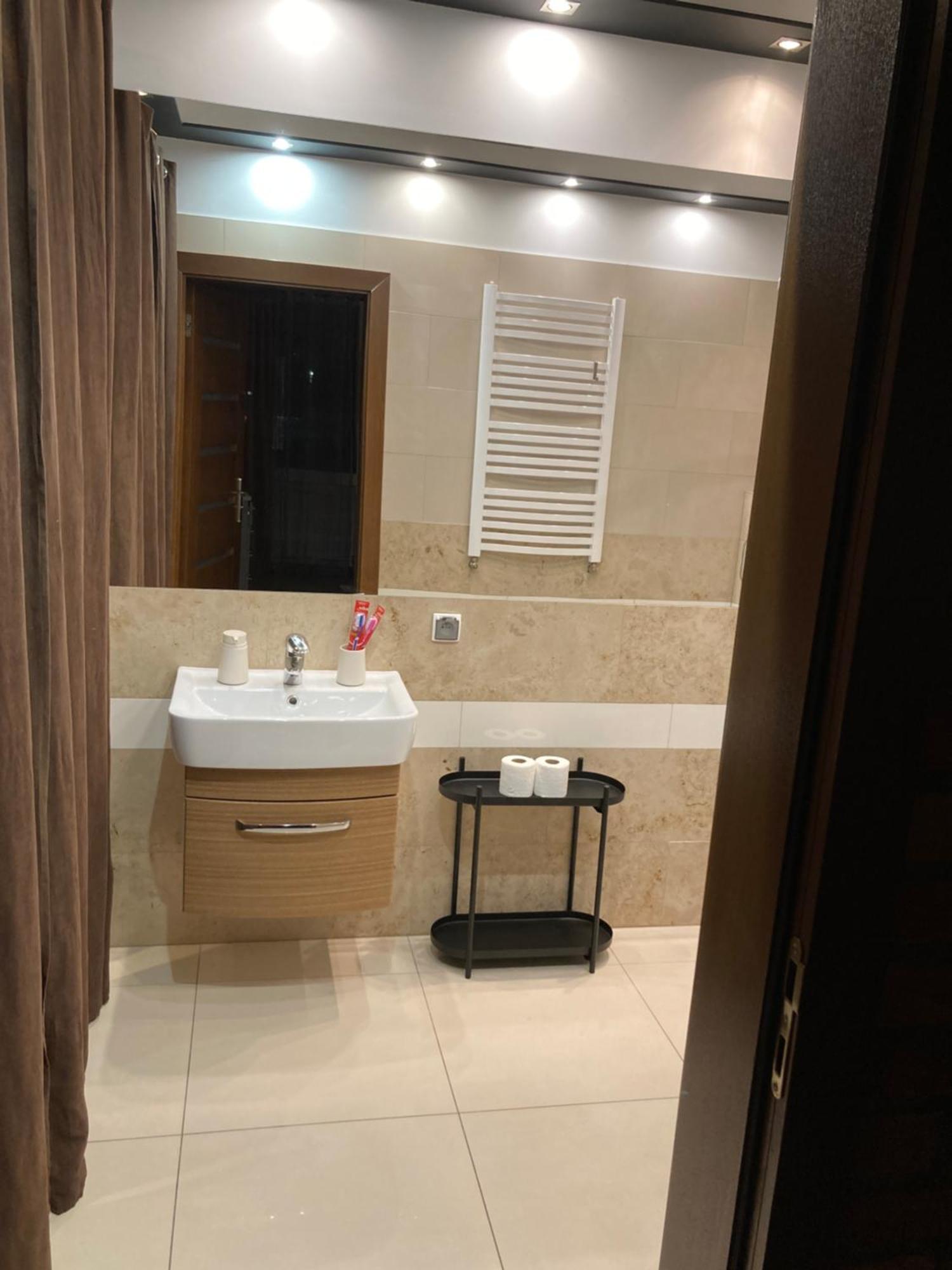 A4 Luxury Apartment Wroclaw Bagian luar foto